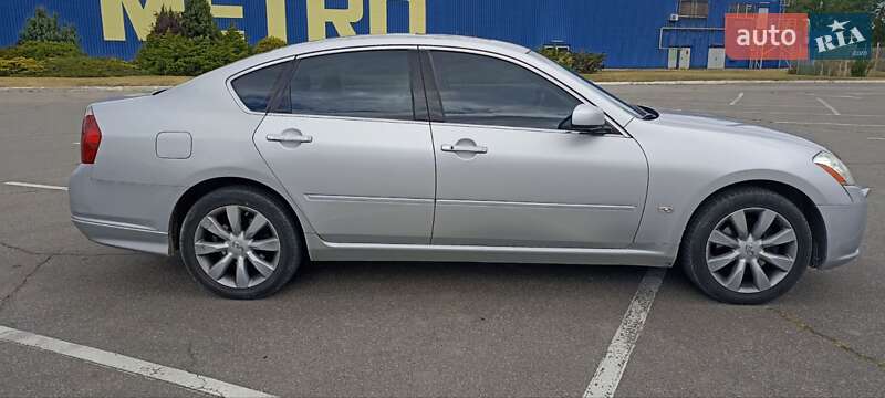 Седан Infiniti M35 2007 в Дніпрі