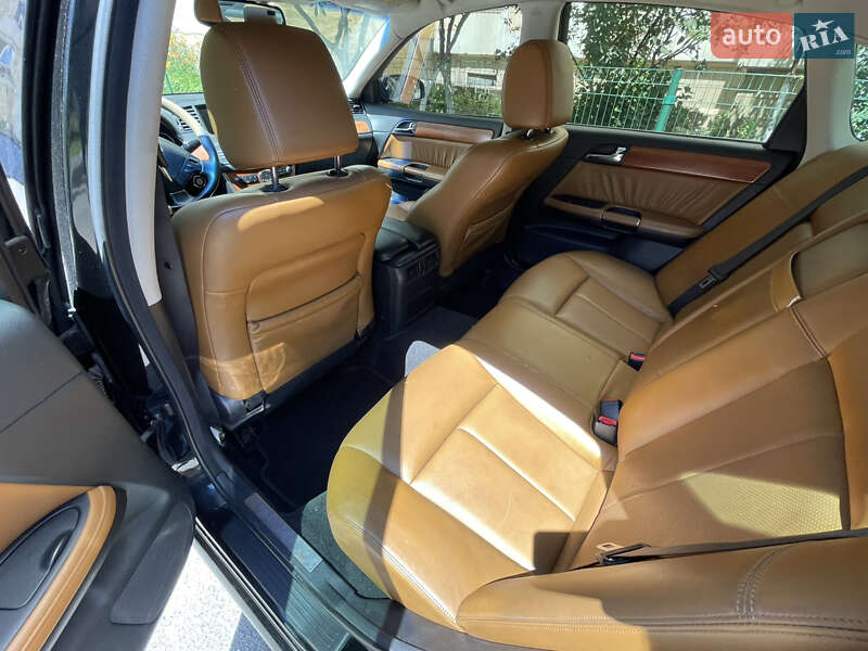 Седан Infiniti M35 2006 в Києві