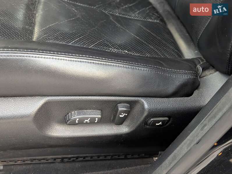 Седан Infiniti M35 2008 в Трускавці