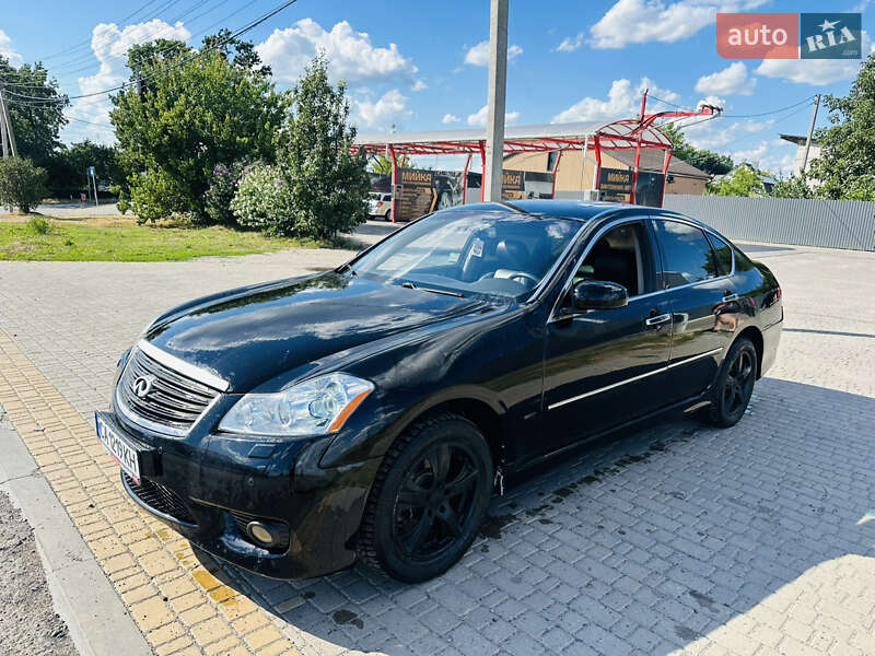 Infiniti M35 2008