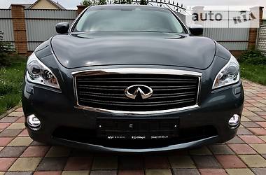 Седан Infiniti M37 2013 в 