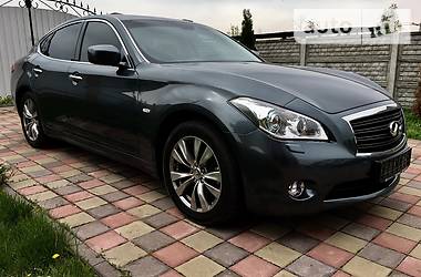 Седан Infiniti M37 2013 в 