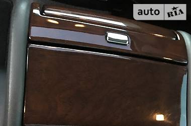 Седан Infiniti M37 2013 в 
