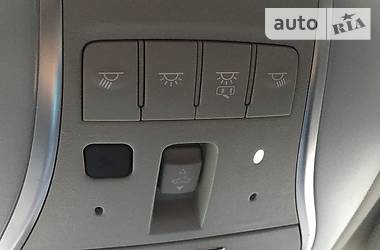 Седан Infiniti M37 2013 в 