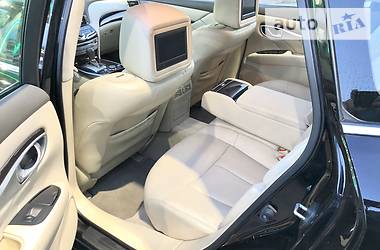 Седан Infiniti M37 2013 в 