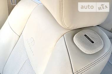 Седан Infiniti M37 2013 в 
