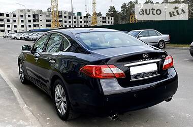 Седан Infiniti M37 2013 в 