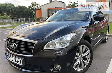 Седан Infiniti M37 2013 в 