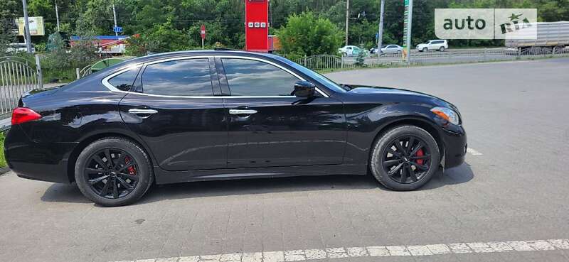 Седан Infiniti M37 2013 в Тернополе