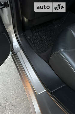 Седан Infiniti M37 2013 в 