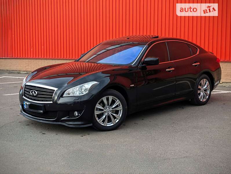 Седан Infiniti M37 2012 в Одессе