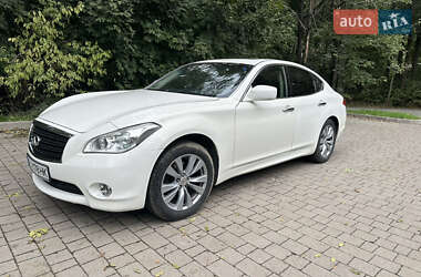 Седан Infiniti M37 2010 в Ужгороді