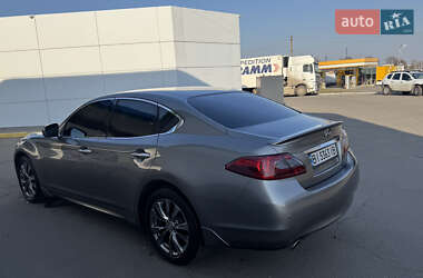 Седан Infiniti M37 2012 в 