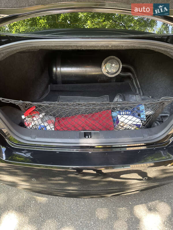 Седан Infiniti M37 2013 в Киеве фото 14 Седан Infiniti M37 2013 в Киеве