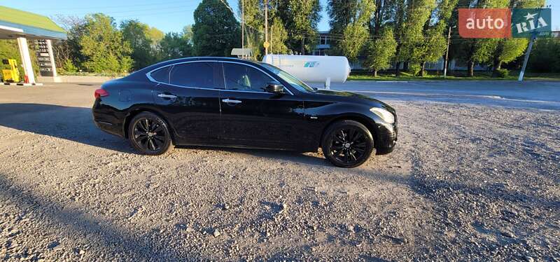 Седан Infiniti M37 2010 в Каменском фото 7 Седан Infiniti M37 2010 в Каменском