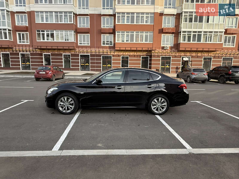 Седан Infiniti M37 2013 в Умани фото 2 Седан Infiniti M37 2013 в Умани