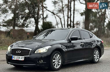 Седан Infiniti M37 2011 в Кам'янець-Подільському