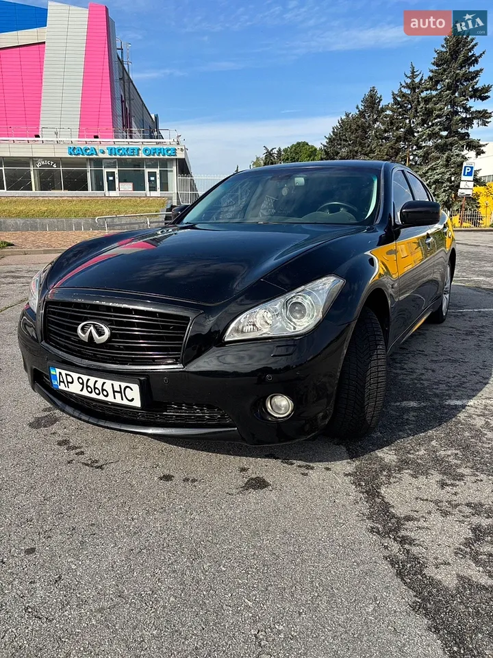 2010 Infiniti M - мініатюра 22