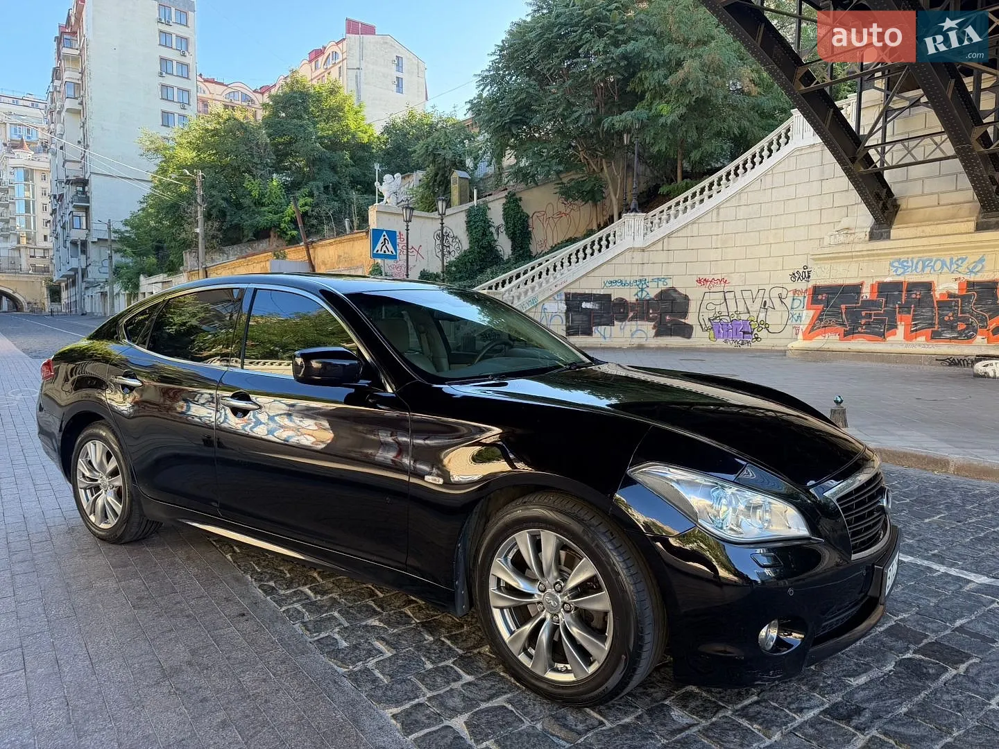 2013 Infiniti M - мініатюра 6