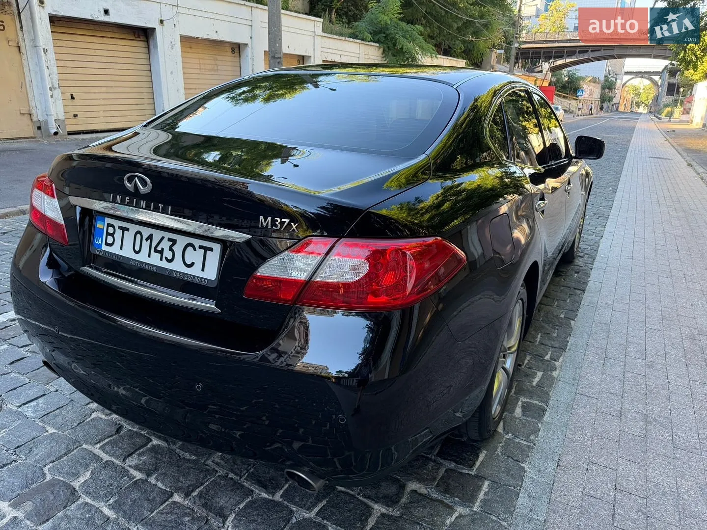 2013 Infiniti M - мініатюра 15