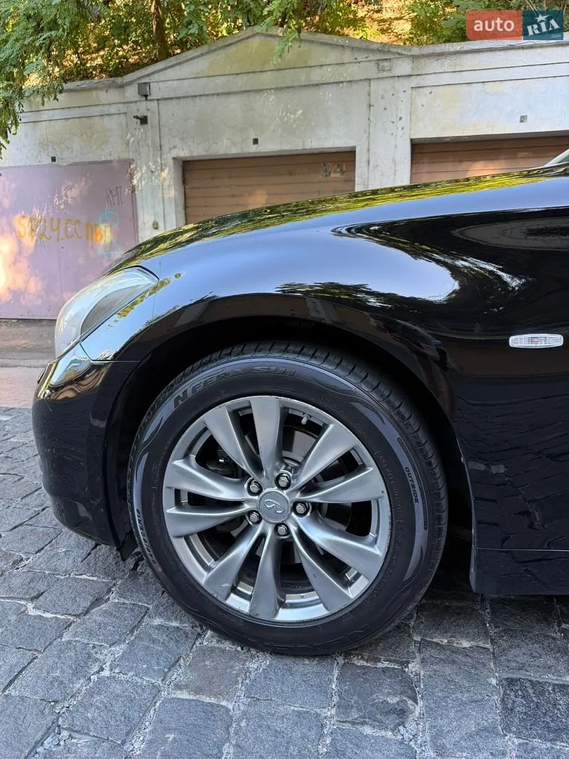 2013 Infiniti M - мініатюра 21