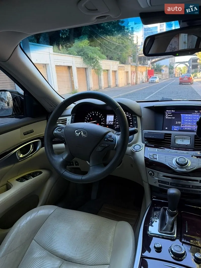 2013 Infiniti M - мініатюра 32