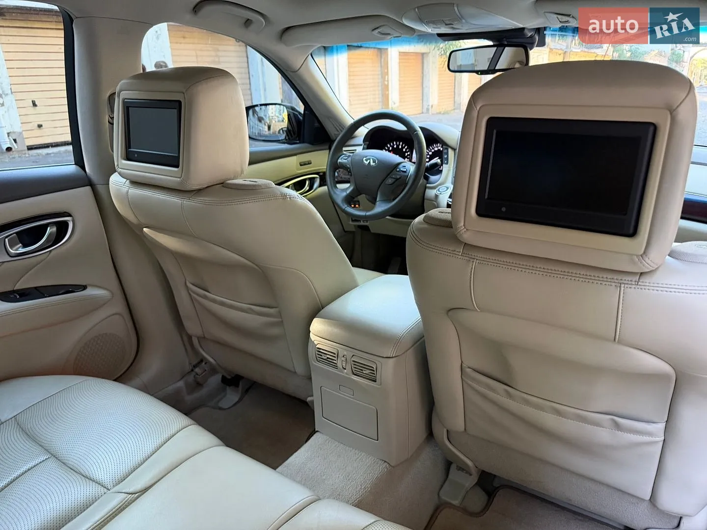 2013 Infiniti M - мініатюра 41