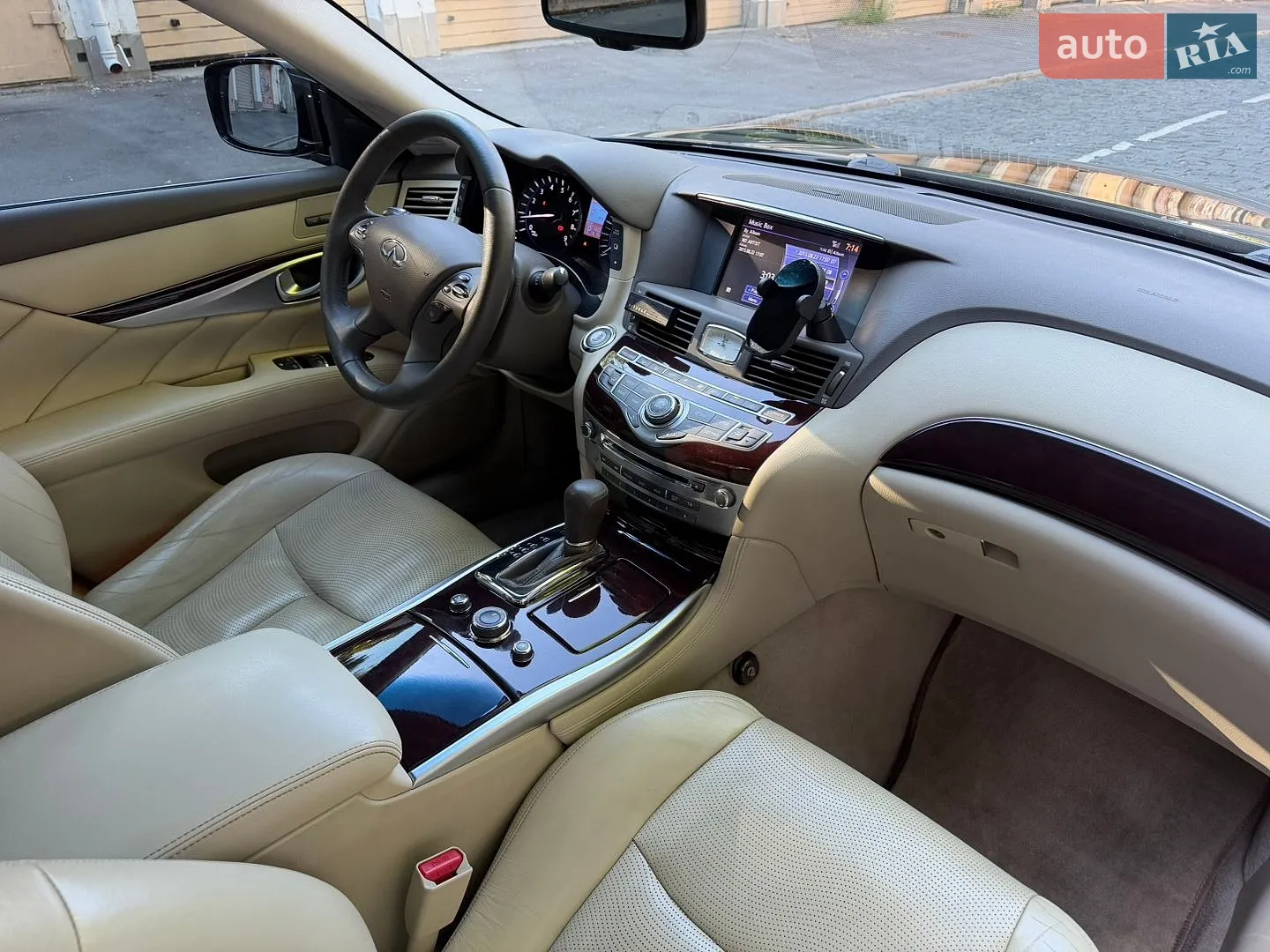 2013 Infiniti M - мініатюра 55