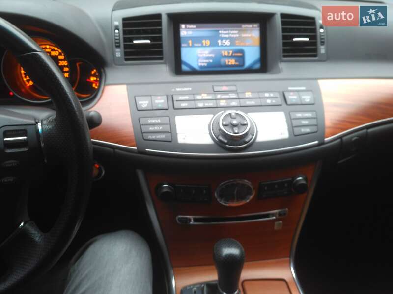 Седан Infiniti M45 2007 в Киеве