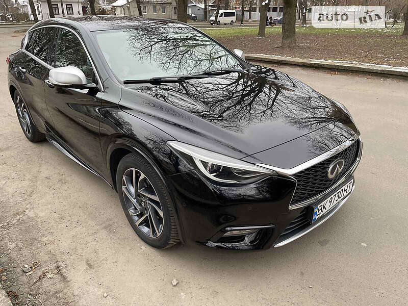 Хетчбек Infiniti Q30 2016 в Рівному