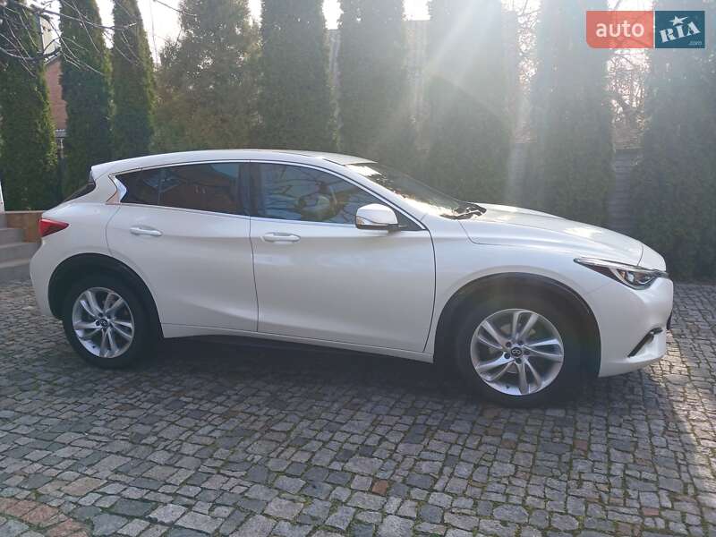 Хетчбек Infiniti Q30 2019 в Вінниці