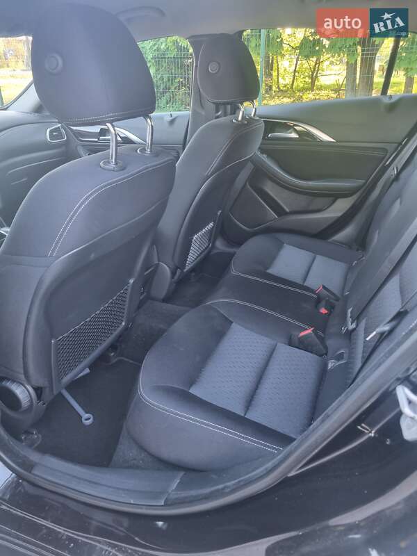 Хэтчбек Infiniti Q30 2017 в Белой Церкви