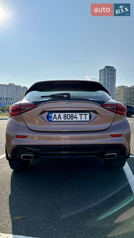 Хетчбек Infiniti Q30 2017 в Києві