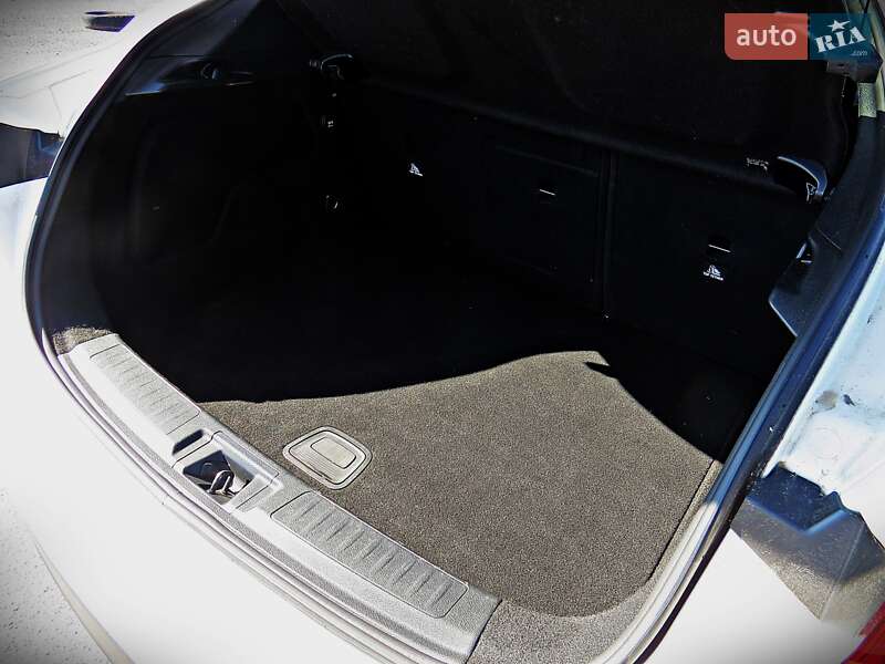 Хэтчбек Infiniti Q30 2017 в Черкассах