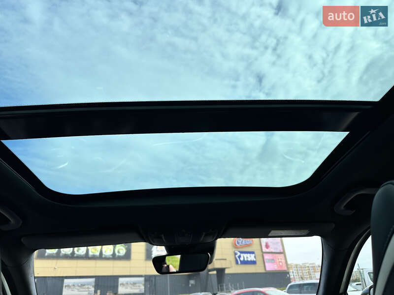 Хэтчбек Infiniti Q30 2016 в Ровно фото 24 Хэтчбек Infiniti Q30 2016 в Ровно