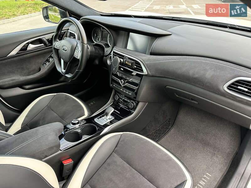 Хэтчбек Infiniti Q30 2016 в Ровно фото 29 Хэтчбек Infiniti Q30 2016 в Ровно