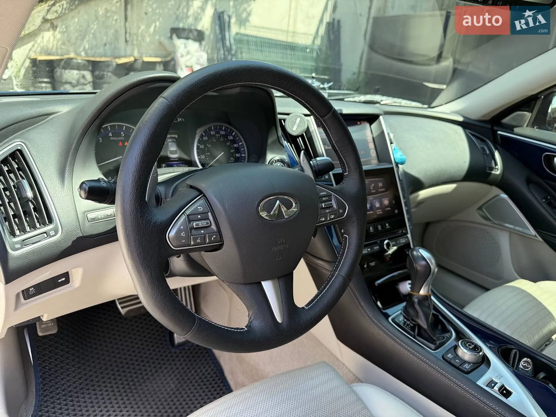 2016 Infiniti Q30 - мініатюра 18