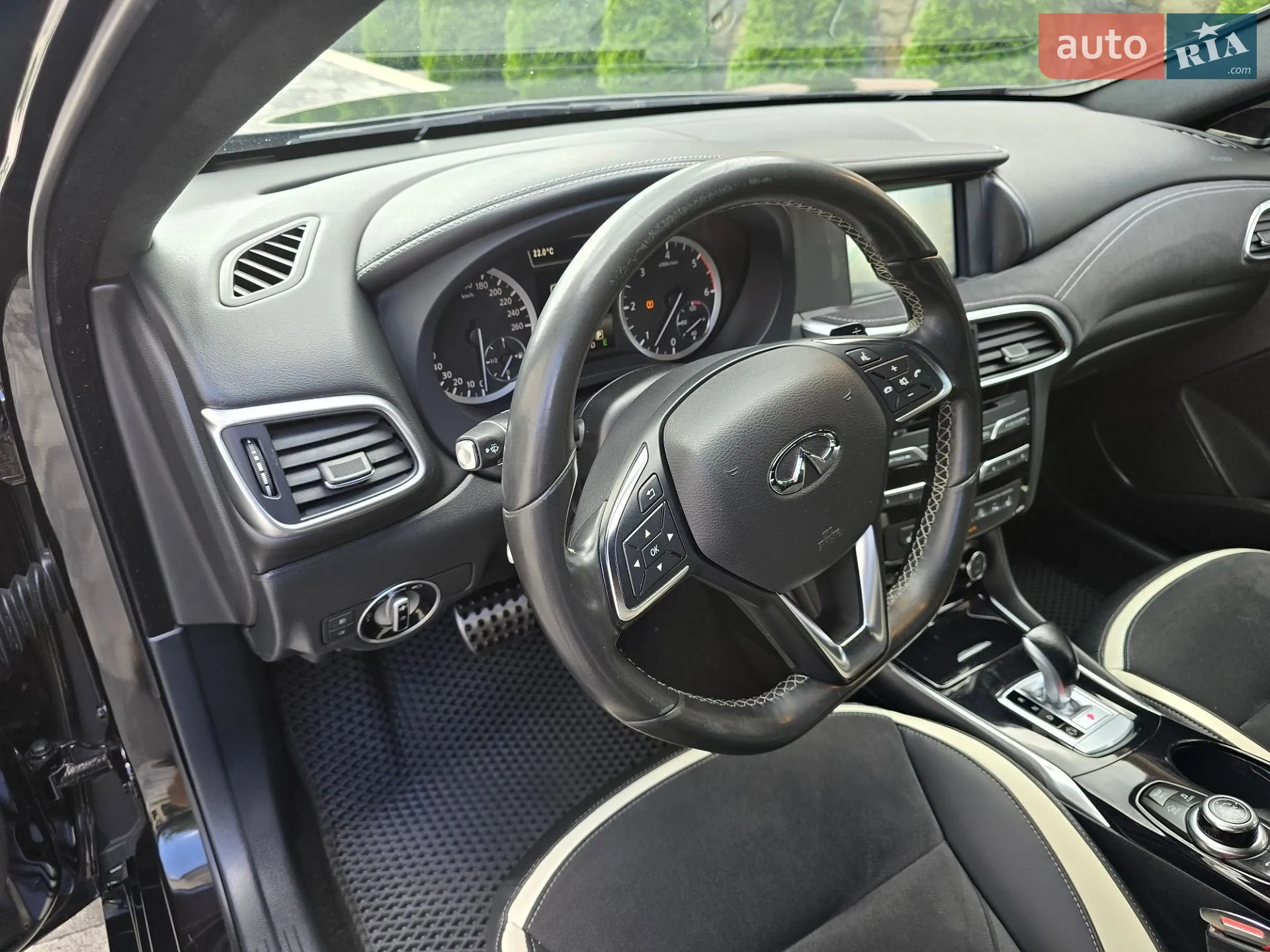 2016 Infiniti Q30 - мініатюра 20