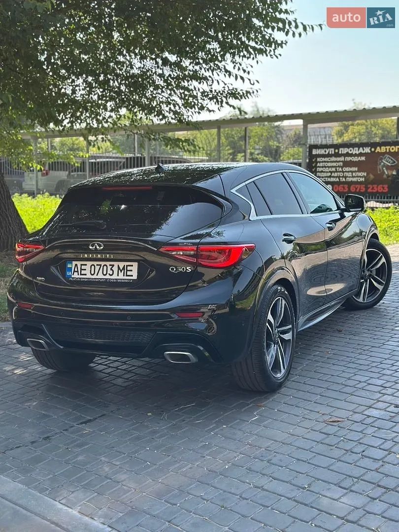 2016 Infiniti Q30 - мініатюра 8