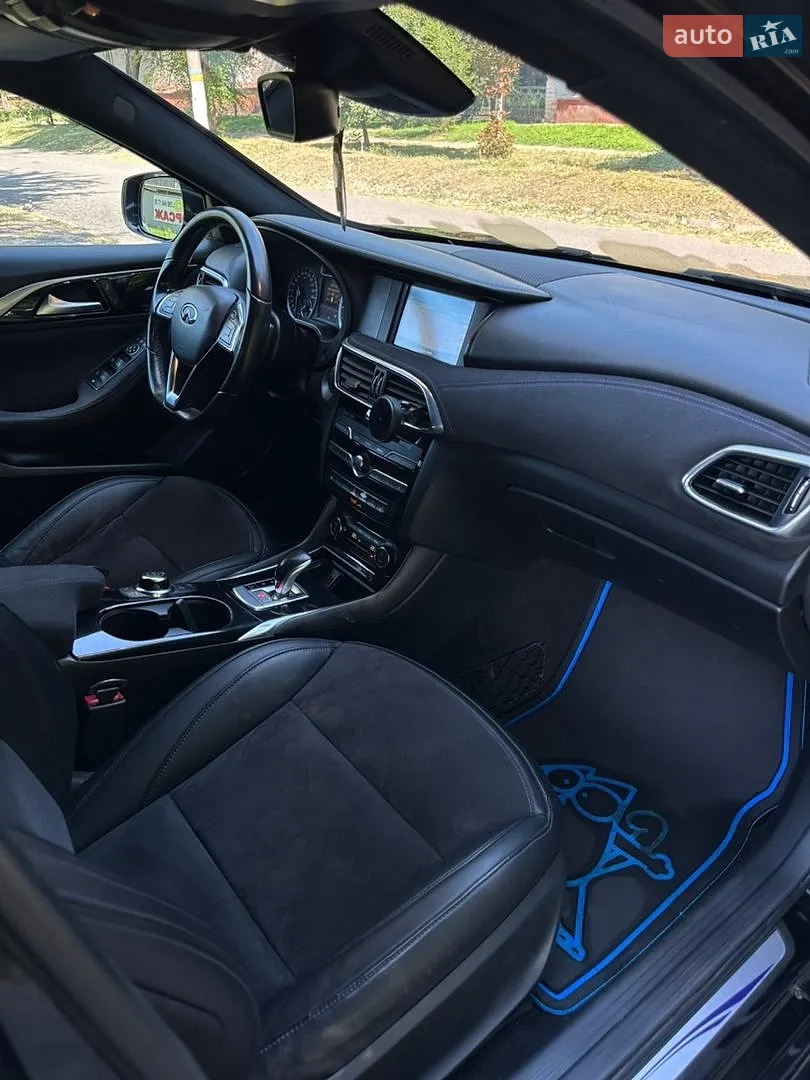 2016 Infiniti Q30 - мініатюра 17