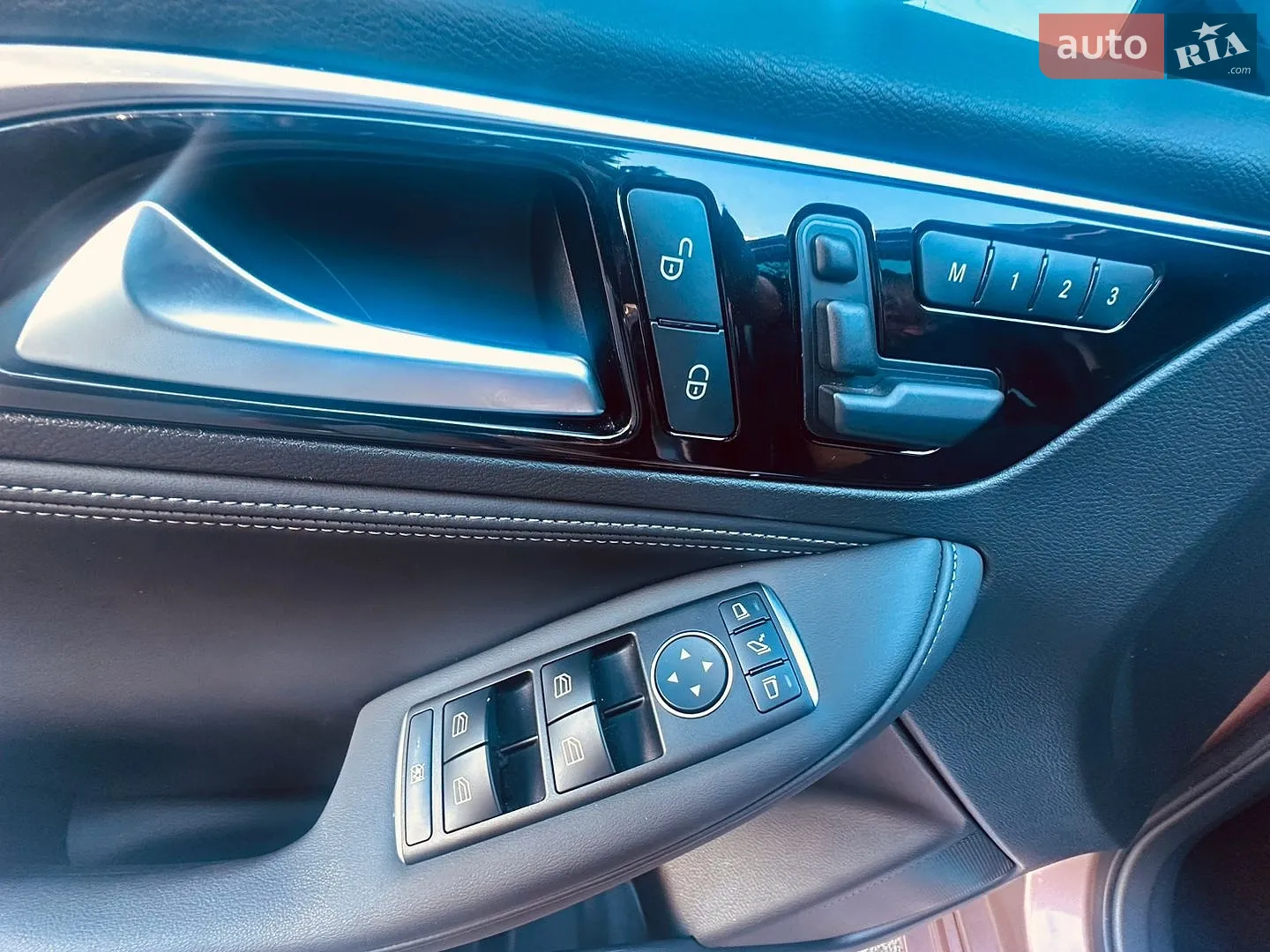 2016 Infiniti Q30 - мініатюра 51