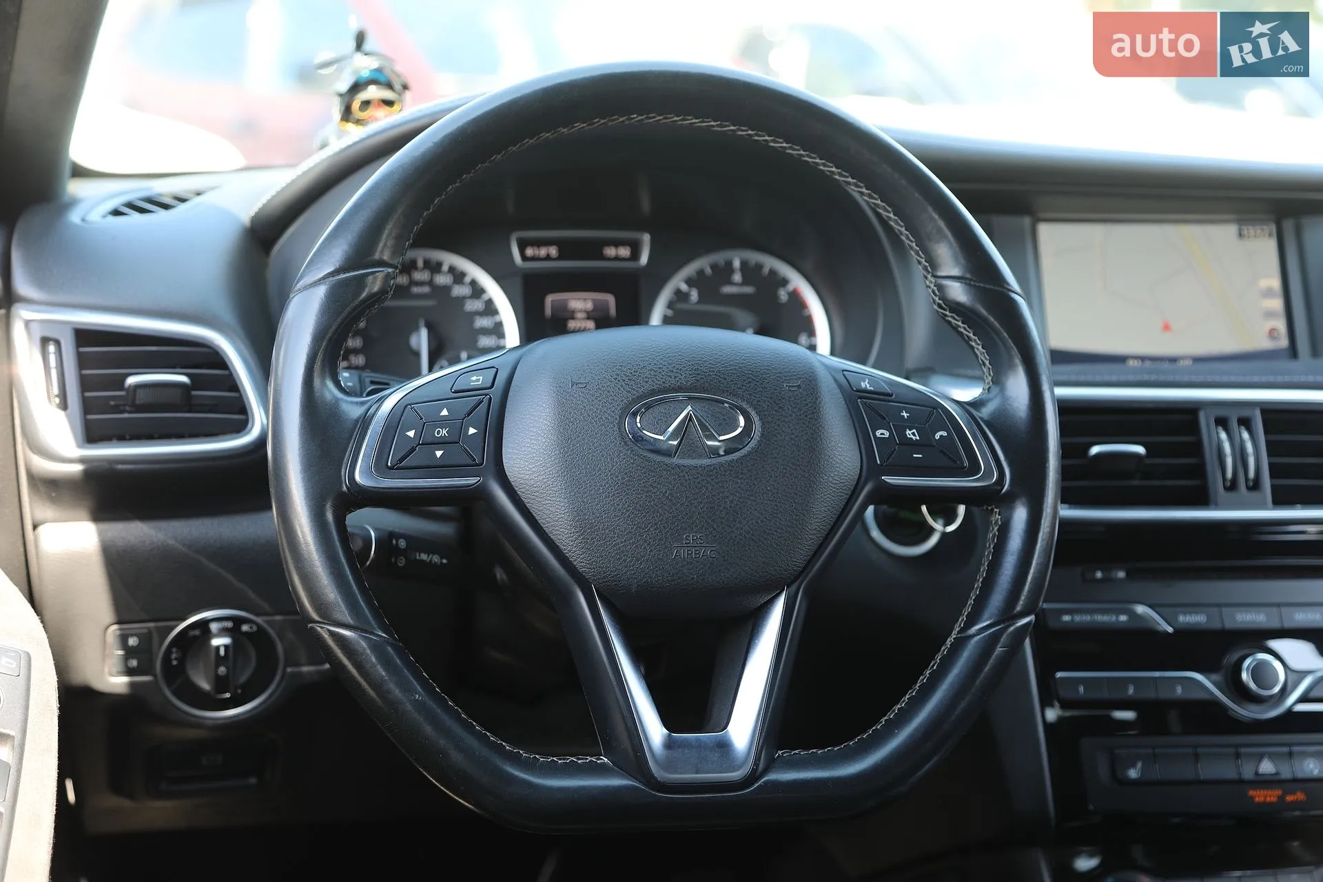 2016 Infiniti Q30 - мініатюра 19