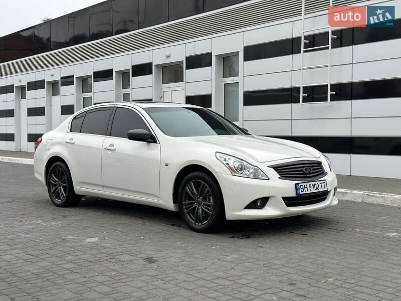 Infiniti Q40 2014