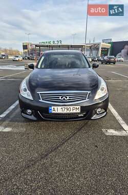 Седан Infiniti Q40 2014 в Києві