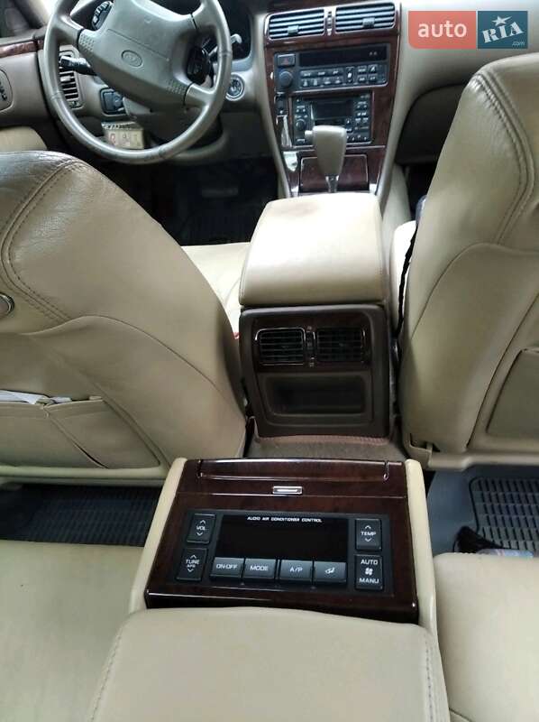 Седан Infiniti Q45 1999 в Києві