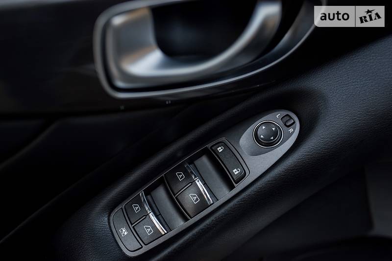 Седан Infiniti Q50 2015 в Львові фото 25 Седан Infiniti Q50 2015 в Львові