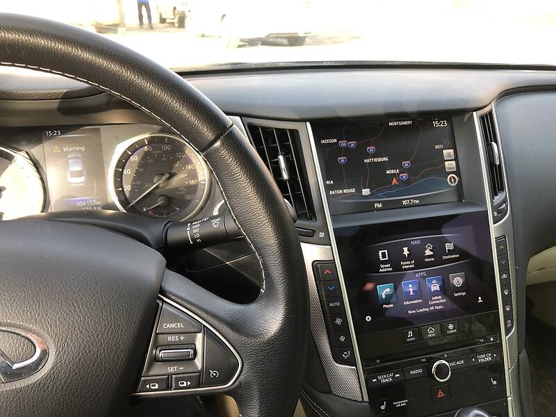 Седан Infiniti Q50 2015 в Житомирі