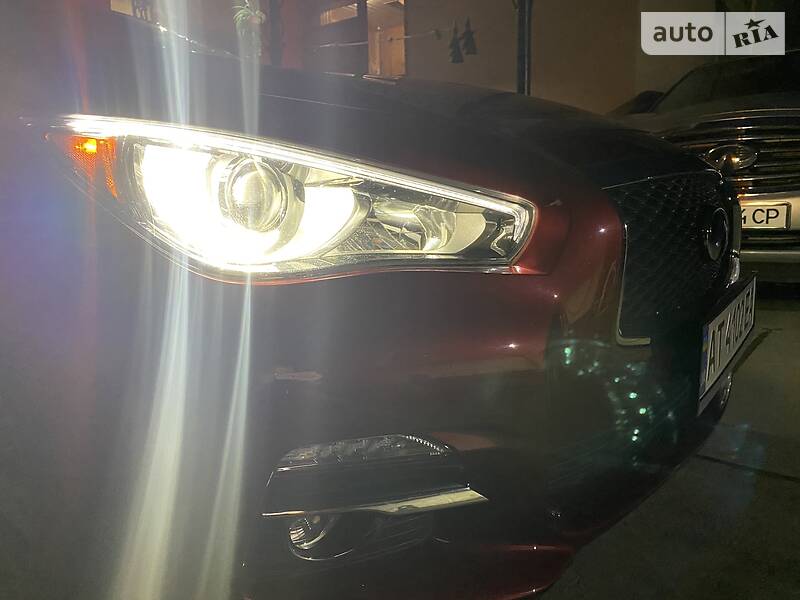 Седан Infiniti Q50 2014 в Івано-Франківську