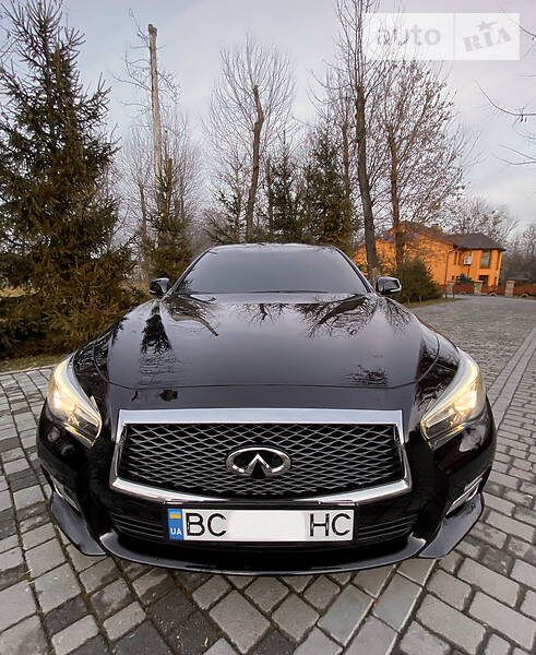 Седан Infiniti Q50 2017 в Львові