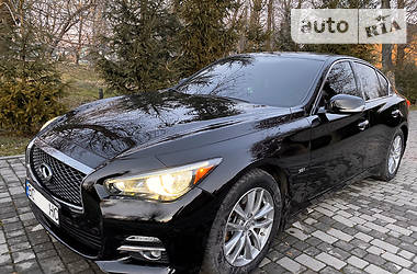Седан Infiniti Q50 2017 в 